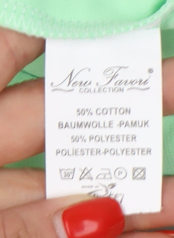 New Favori Women's Green Trousers M, Buttoned Casual Fit