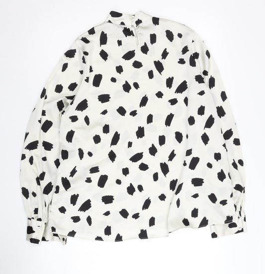 New Look Women's Black & White Animal Print Blouse