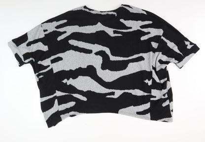 Stella Morgan Women’s Black/Grey Animal Print Cropped T-Shirt