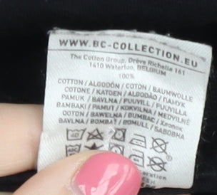 B&C Collection Men's Black 2XL Graphic T-Shirt