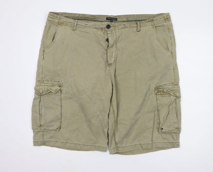 Hampton Men's Beige Cargo Shorts Size 44