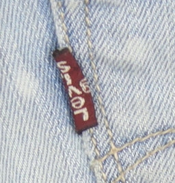 Levi's Women's Skinny Light Blue Polka Dot Jeans Size 26