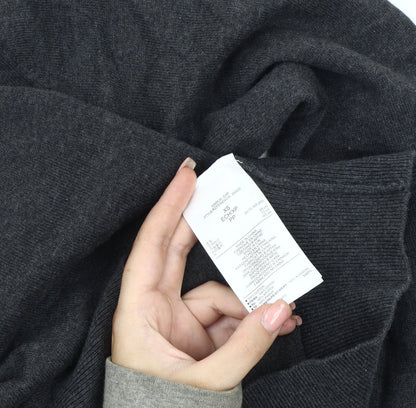 Gap Men's Grey V-Neck Pullover Jumper XS