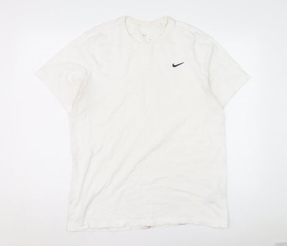 Nike Men's White Crew Neck T-Shirt Size L