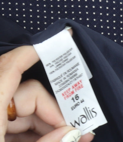 Wallis Women's Blue Spotted Blazer - Size 16