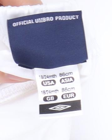 Umbro Unisex White Polyester Sports Shorts 182cm
