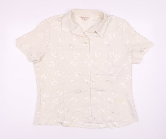 Bonmarche Women's White Floral Button-Up Shirt Size 20