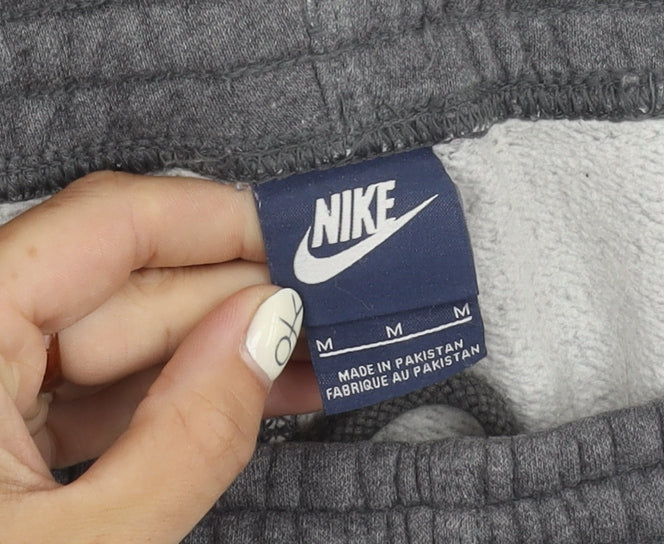 Nike Men's Grey Sweatpants M - Active & Stylish