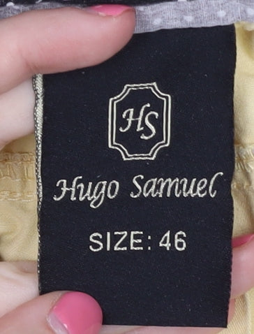 Hugo Samuel Men's Beige Chino Shorts Size 46