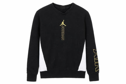 Front view of Jordan boys’ black pullover sweatshirt 12-13 years logo graphic
