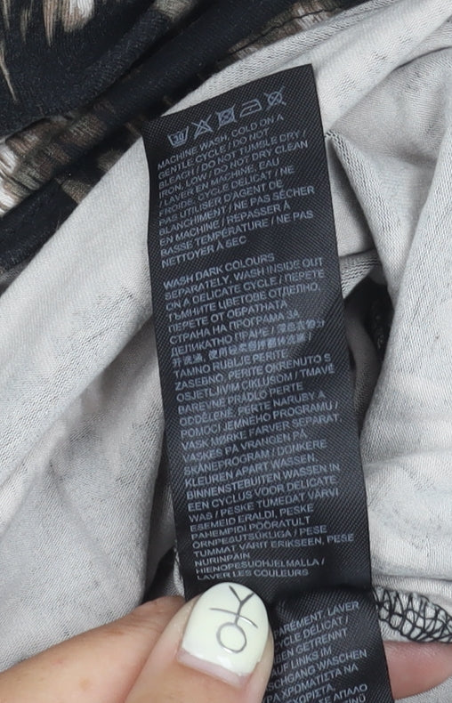 Capsule Black Geometric Top Women Size 24 Dolman Sleeve