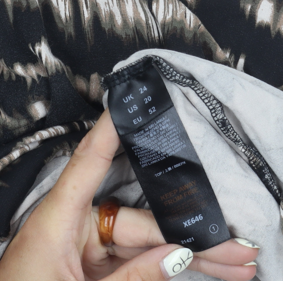 Capsule Black Geometric Top Women Size 24 Dolman Sleeve