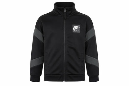Front view of Nike boys’ black full zip hoodie xs