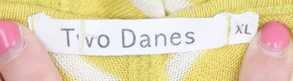 Two Danes Women's Yellow XL Striped V-Neck Jumper