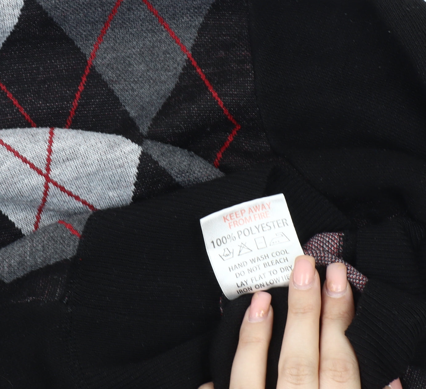 Ballantrae Men's Black Argyle S Pullover Jumper