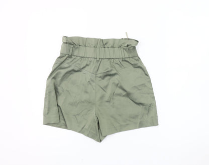 ZARA Women's Green Paperbag Shorts XS - Casual Style
