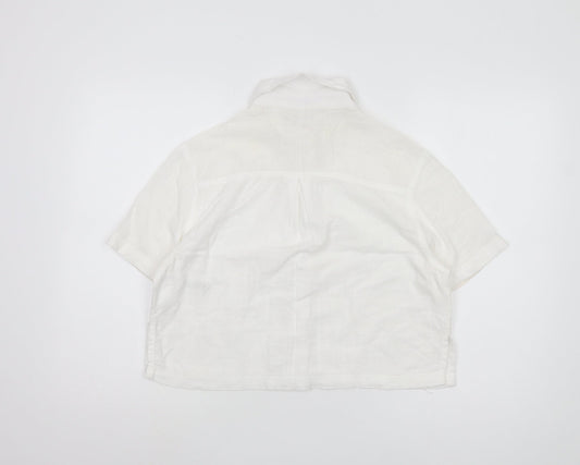Bershka Women's White Button-Up Shirt - Size 8