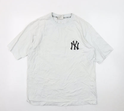 MLB Men's White Graphic Print T-Shirt - Medium