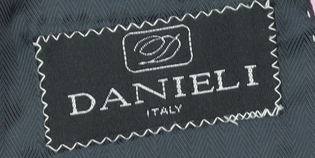 Danieli Men's Grey Two-Button Blazer Jacket 38S