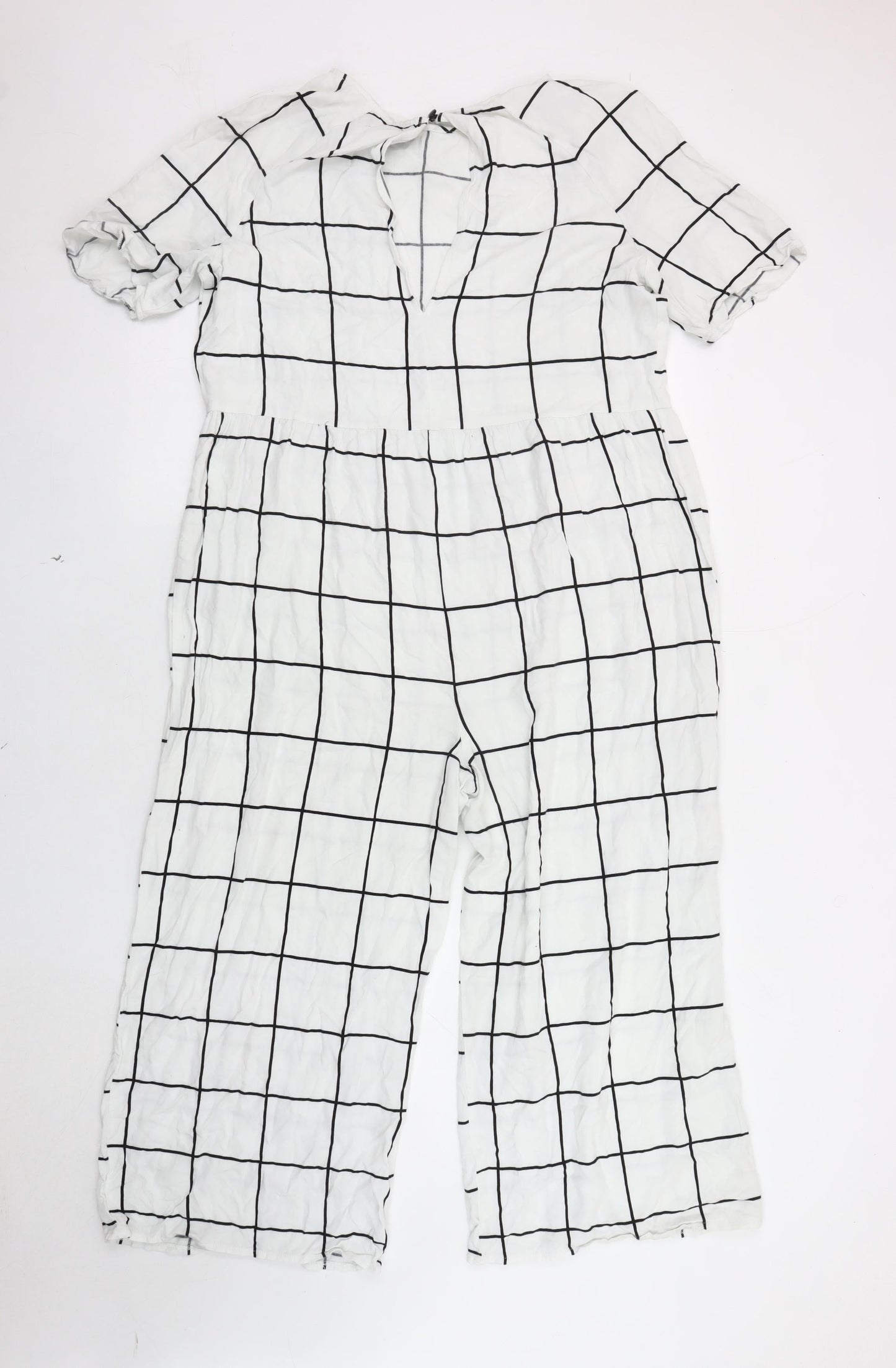 Womens UK Size 12 ASOS DESIGN One-Piece White Jumpsuit