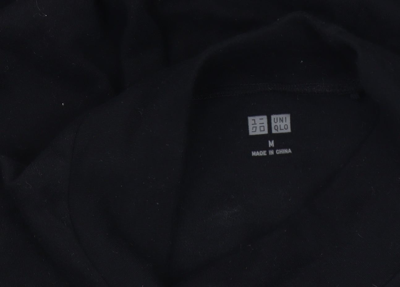 Unisex Adults UK Size M Uniqlo Black Jersey T-Shirt