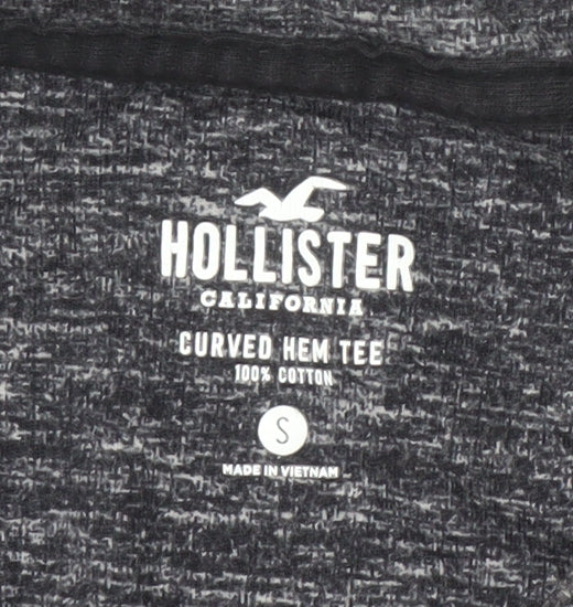 Hollister Men's Black Long Sleeve Crew Neck Tee