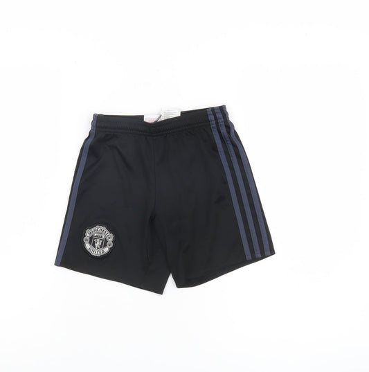 Additional front view of Adidas boys’ black athletic football shorts 7-8 years