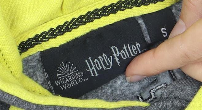 Harry Potter Boys Grey Hufflepuff Pullover Hoodie Size S