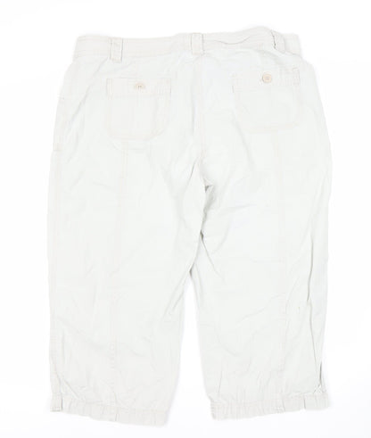 Womens UK Size 16 Marks and Spencer Regular Fit Cropped White Trousers