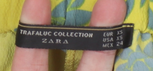 Zara Women's Yellow Floral Wrap Shorts XS