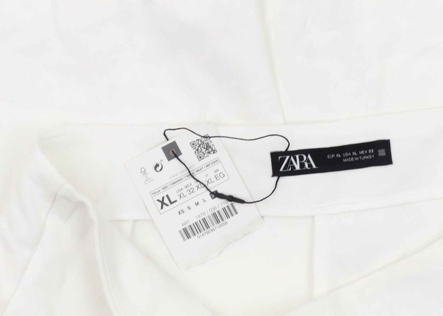 Zara Women's White XL Shorts