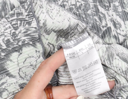 Damart Women's Grey Floral Top, Size 18, 3/4 Sleeve