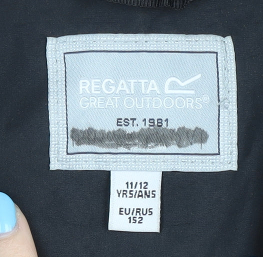 Regatta Boys Black Jacket 11-12 Years, Hooded & Lined