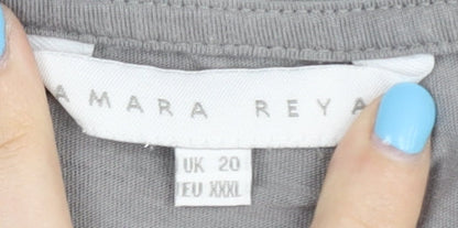 Amara Reya Women's Grey Studded T-Shirt Size 20