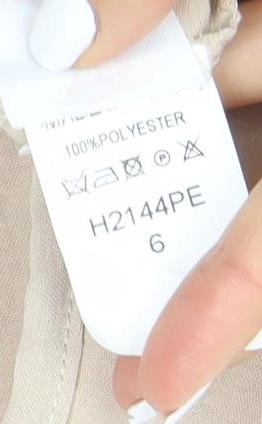 Boohoo Women's Beige V-Neck Ruffle Sleeveless Top