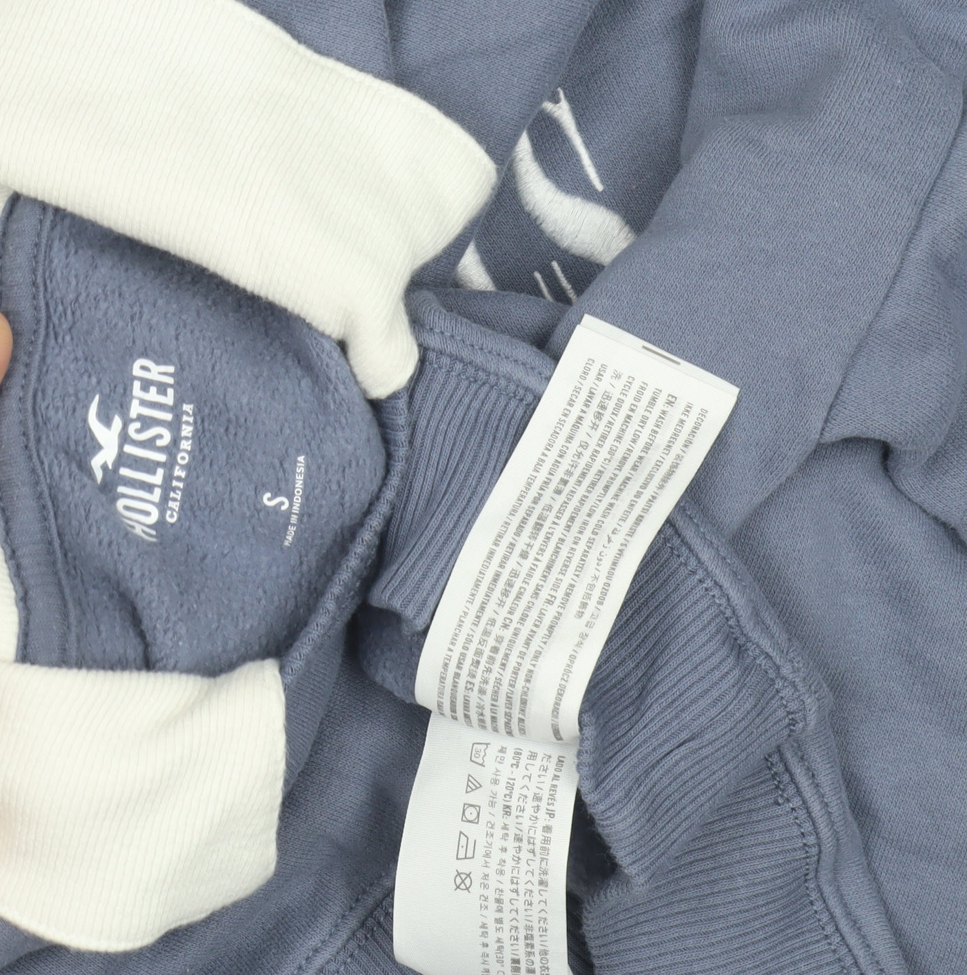 Hollister Women's Blue Collared Sweatshirt, Size S