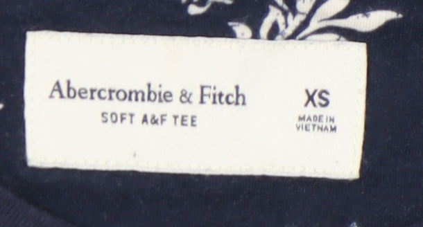 Abercrombie & Fitch Men's Blue Floral T-Shirt XS