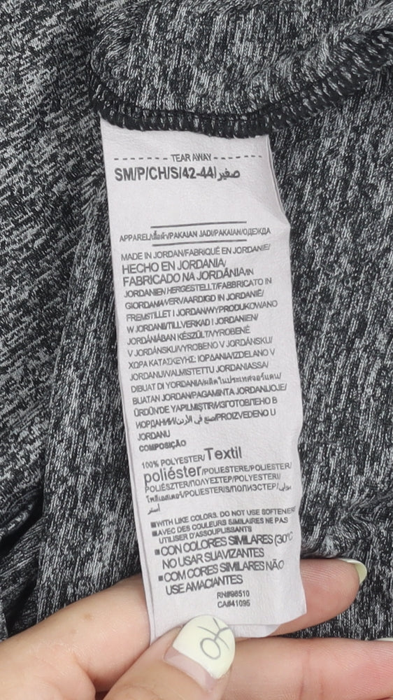 Under Armour Women's Grey V-Neck T-Shirt, Size 14