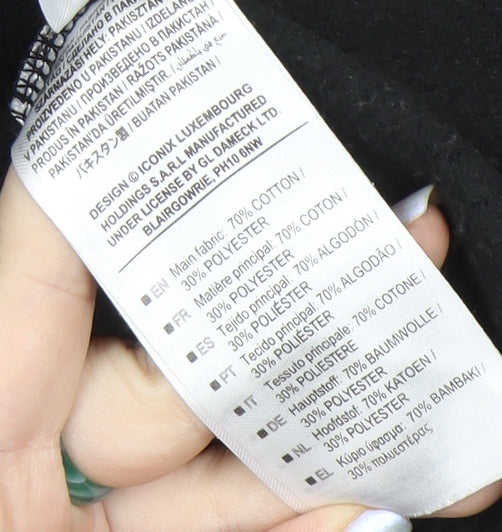 Umbro Men's XL Black Pullover Hoodie - Logo Accent