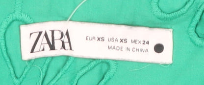 Zara Women Green XS High-Waisted Lace Shorts