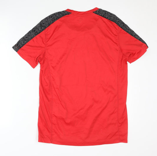 Crane Men's Red Medium Pullover Activewear T-Shirt