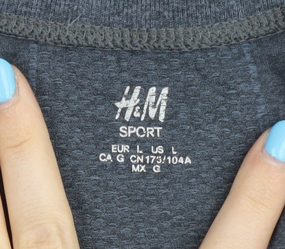 H&M Women's Grey Athletic T-Shirt Size L