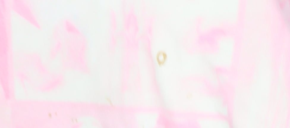 Barbie Girls Pink Graphic T-Shirt in M with Logo Accents