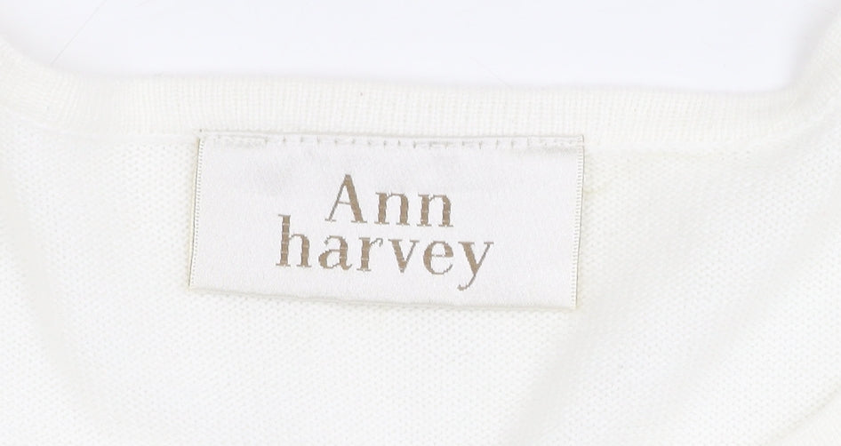 Womens UK Size 20 Ann Harvey White  Button-Up
