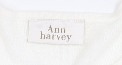 Womens UK Size 20 Ann Harvey White  Button-Up
