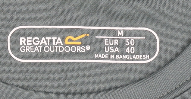 Regatta Men's Green T-Shirt, Size M, Graphic Print