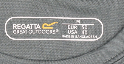 Regatta Men's Green T-Shirt, Size M, Graphic Print