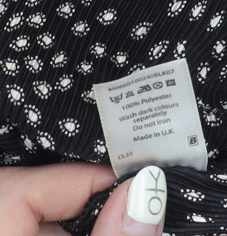 Bonmarché Women's Black Geometric Skirt Size 18