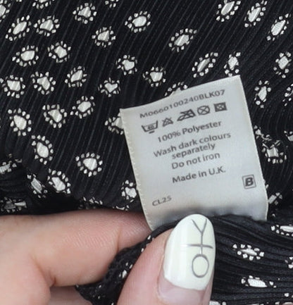 Bonmarché Women's Black Geometric Skirt Size 18