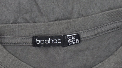 Boohoo Women's Grey T-Shirt Size 18 Western Style